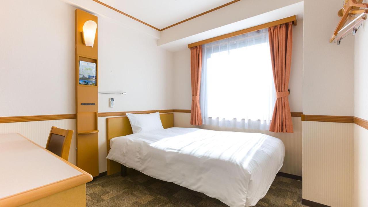 Toyoko Inn Hokkaido Kushiro Juji-Gai Exterior photo