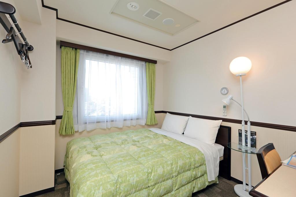 Toyoko Inn Hokkaido Kushiro Juji-Gai Exterior photo